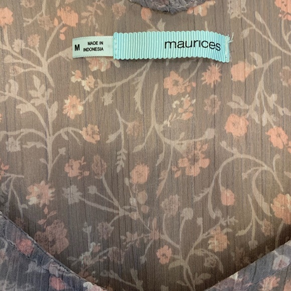 Maurice’s tank top - Picture 2 of 2